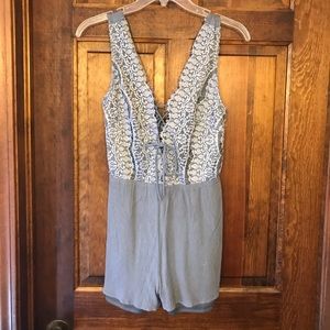 Lace lace up grey romper